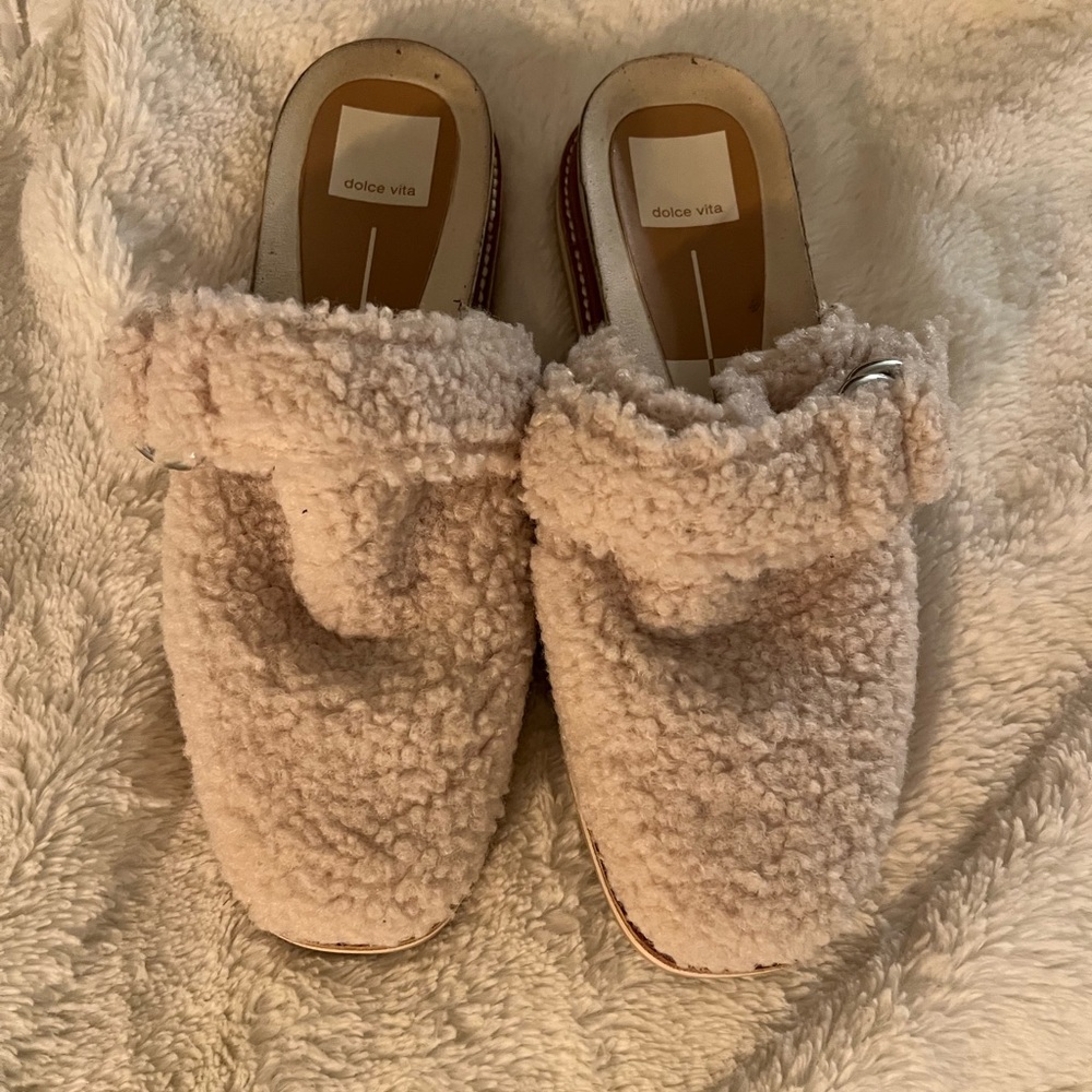 Dolce Vita sheepskin mule